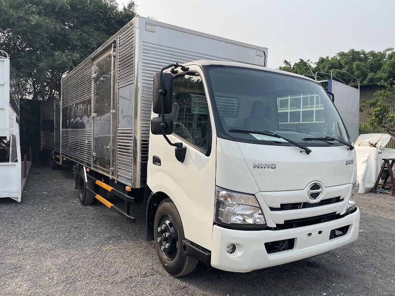 XE TẢI HINO 300 SERIES